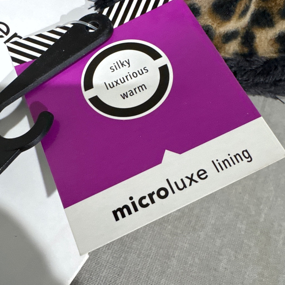 Women's Isotoner Leopard Print Microluxe Lining Gloves One Size Brown Black - Picture 6 of 7